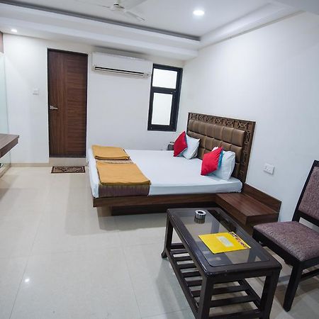 Hotel Crown Palace Bhopal Exterior foto